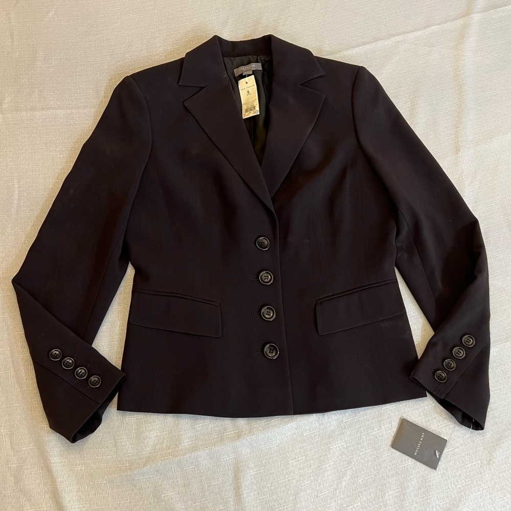 NWT ANN TAYLOR Women’s Button Blazer, Size 6 Petite.